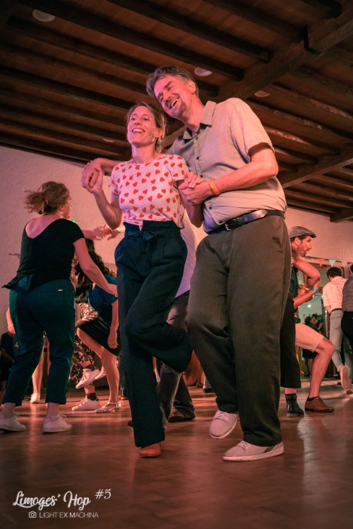 Limoges'Hop #5 - soirée d'ouverture du vendredi

Partage libre à des fins non promotionnelles ou commerciales, en créditant l'auteur (@lightexmachina).

© Alexandre - LIGHT EX MACHINA 2023, tous droits réservés.